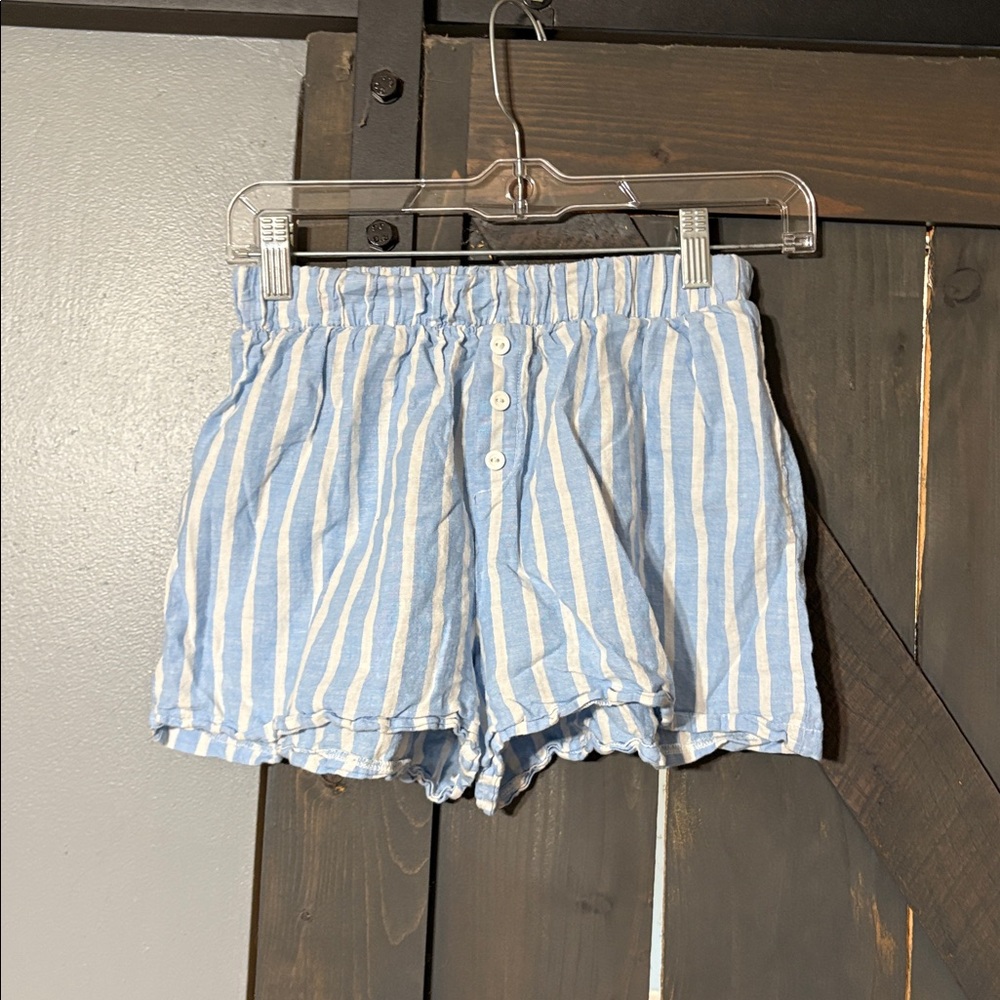 Blue Blush Sky and White Patterned Shorts
